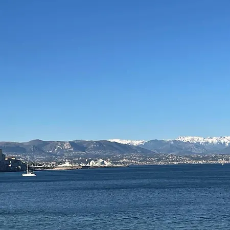 Apartmán Seaside Serenity - - Beachfront - Antibes