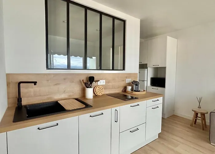 Seaside Serenity - - Beachfront - Apartmán Antibes